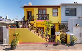 Ami Vine House